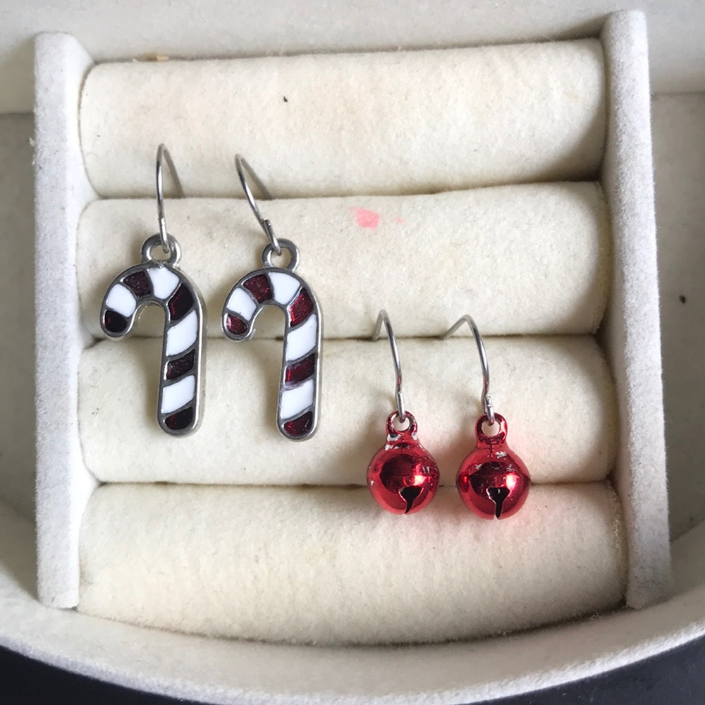 Two piece earring set